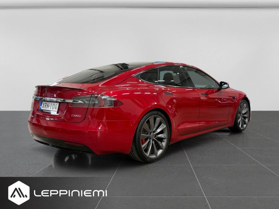 TESLA Model S 2019