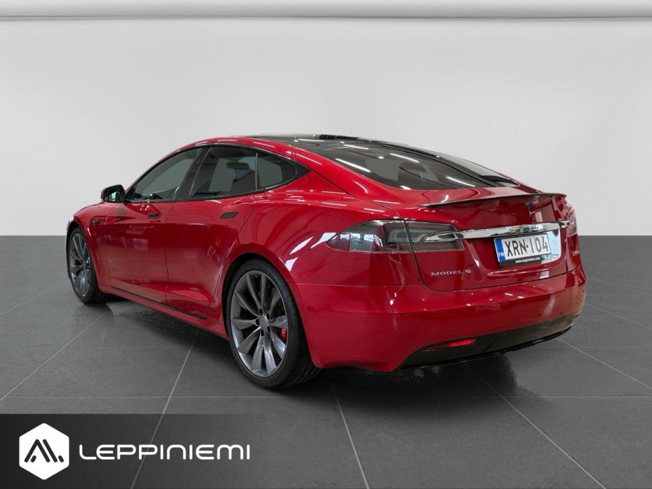 TESLA Model S 2019