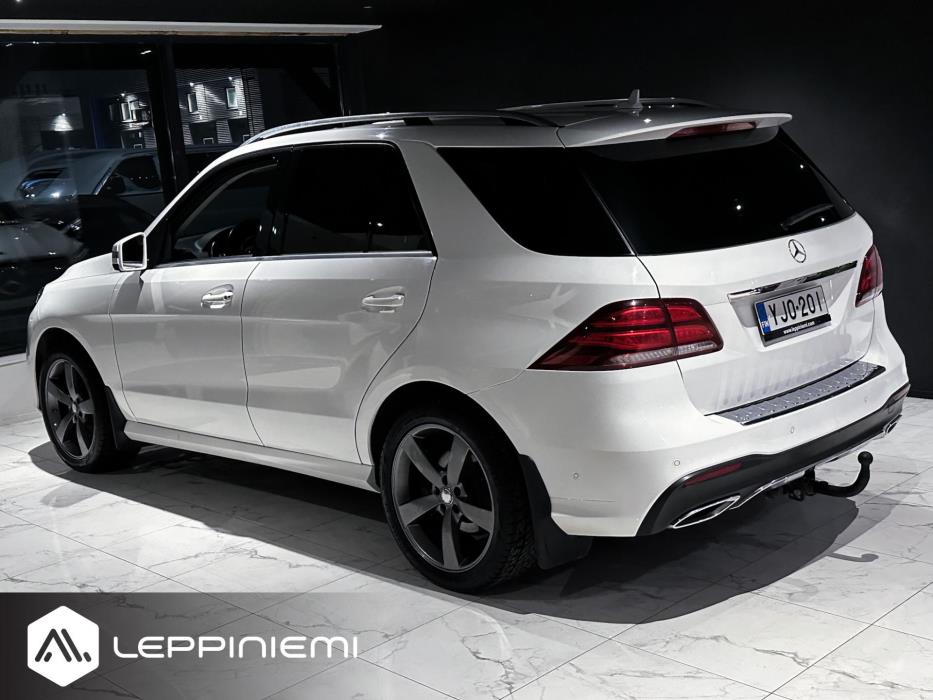 MERCEDES-BENZ GLE 2016