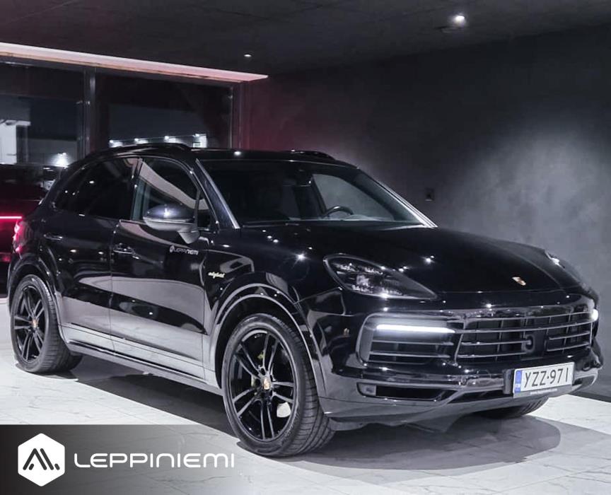 PORSCHE Cayenne 2018