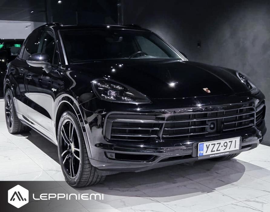 PORSCHE Cayenne 2018