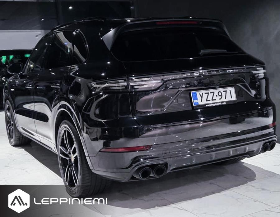 PORSCHE Cayenne 2018