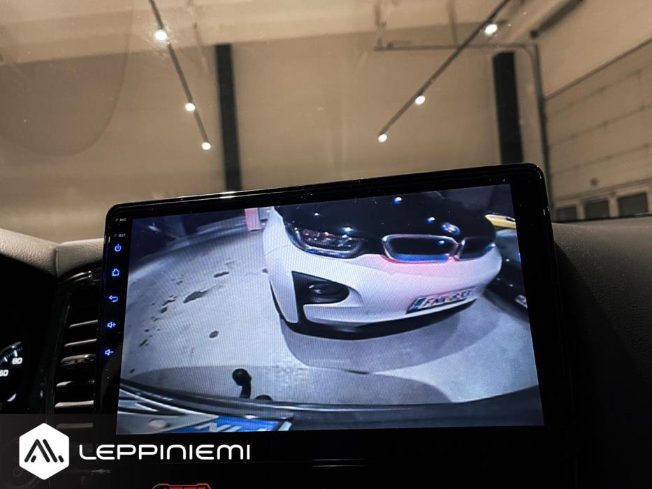 MITSUBISHI Outlander PHEV 2014