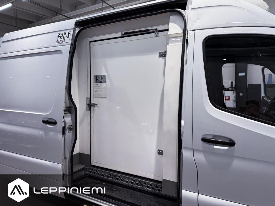 MERCEDES-BENZ Sprinter 2022