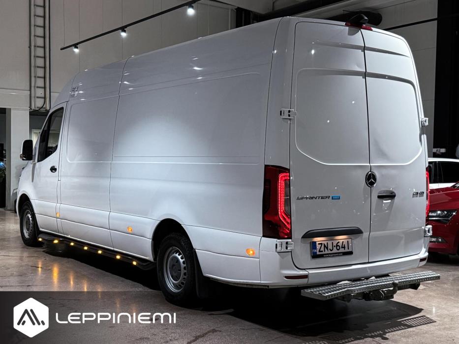 MERCEDES-BENZ Sprinter 2022