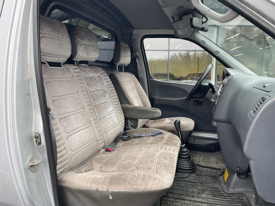 TOYOTA Hiace 2007