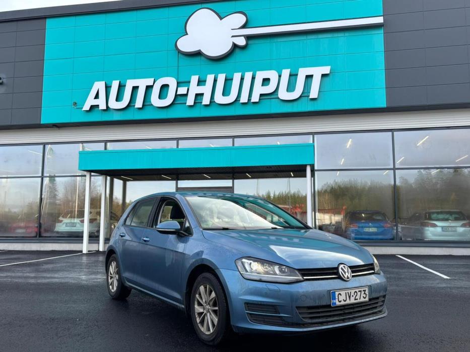 VOLKSWAGEN Golf 2015