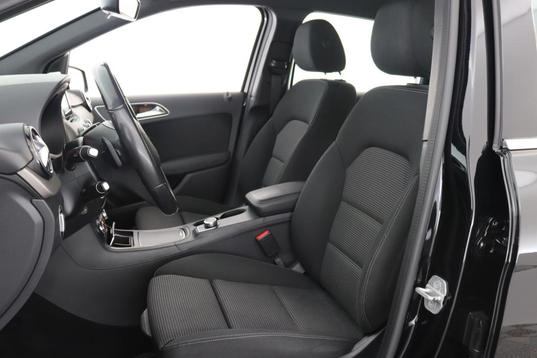 MERCEDES-BENZ B 2018