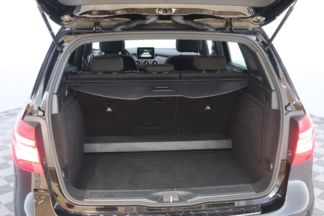 MERCEDES-BENZ B 2018