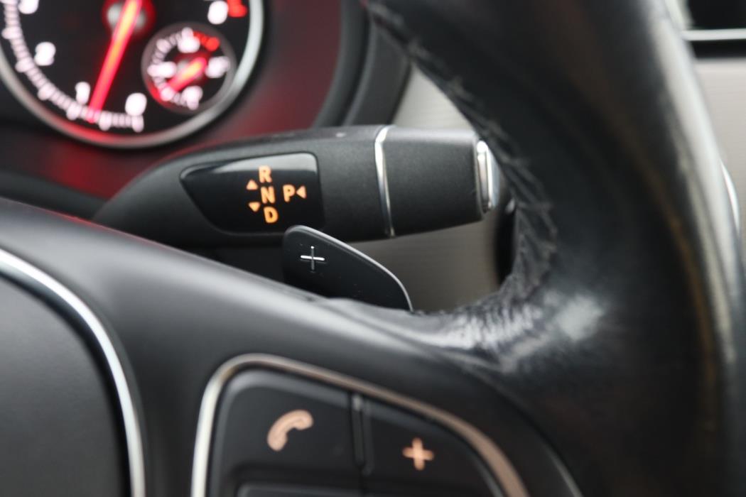 MERCEDES-BENZ B 2018