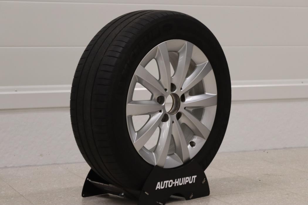 MERCEDES-BENZ B 2018