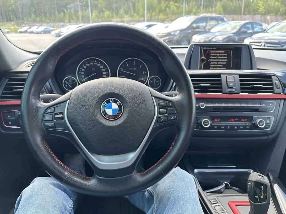 BMW 320 2013