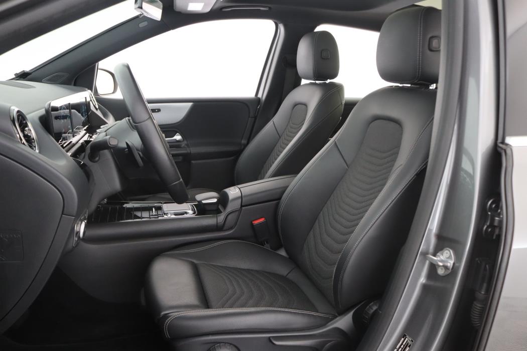 MERCEDES-BENZ B 2019