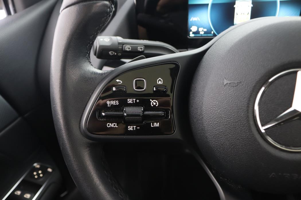 MERCEDES-BENZ B 2019