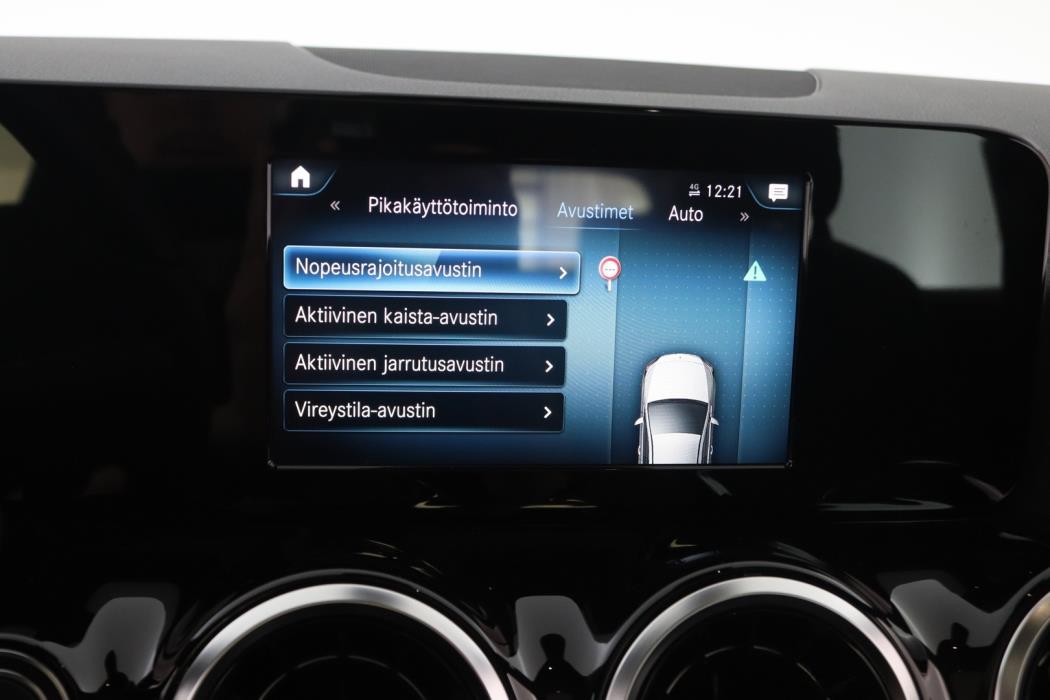 MERCEDES-BENZ B 2019