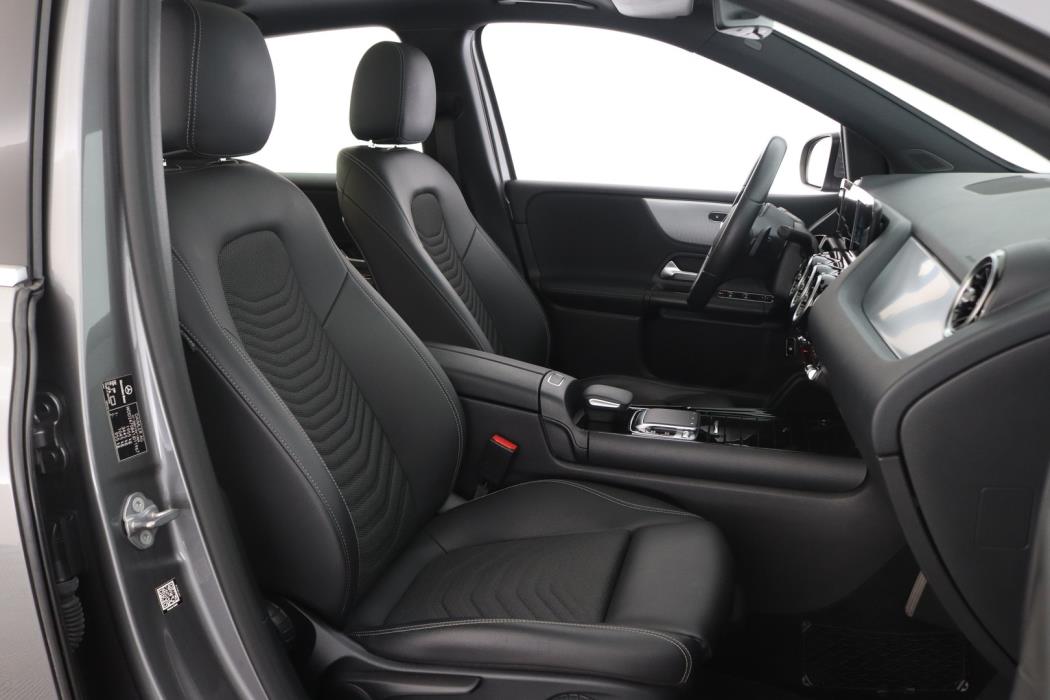 MERCEDES-BENZ B 2019