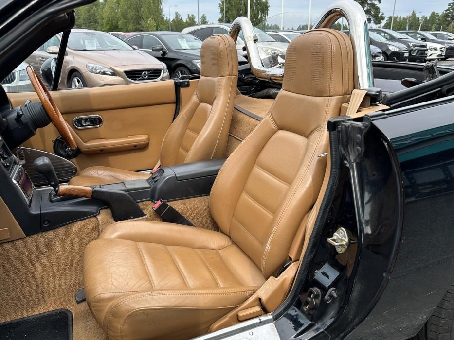 MAZDA MX-5 1992