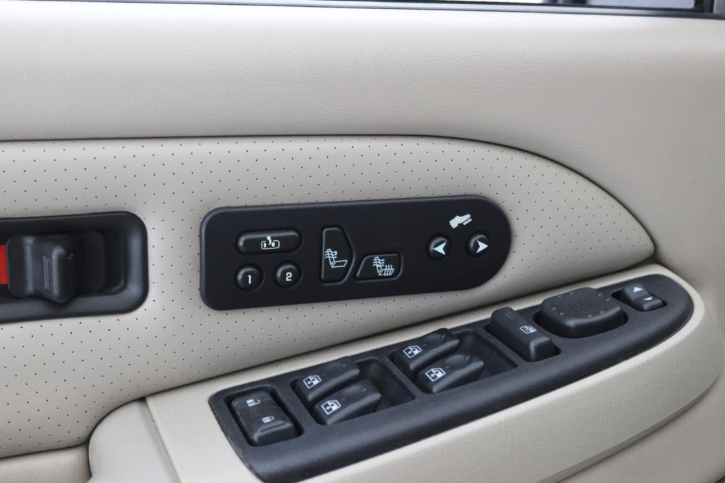 CADILLAC Escalade 2005