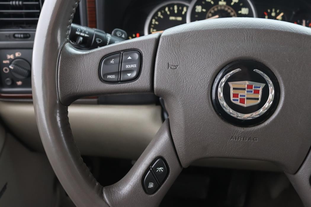 CADILLAC Escalade 2005