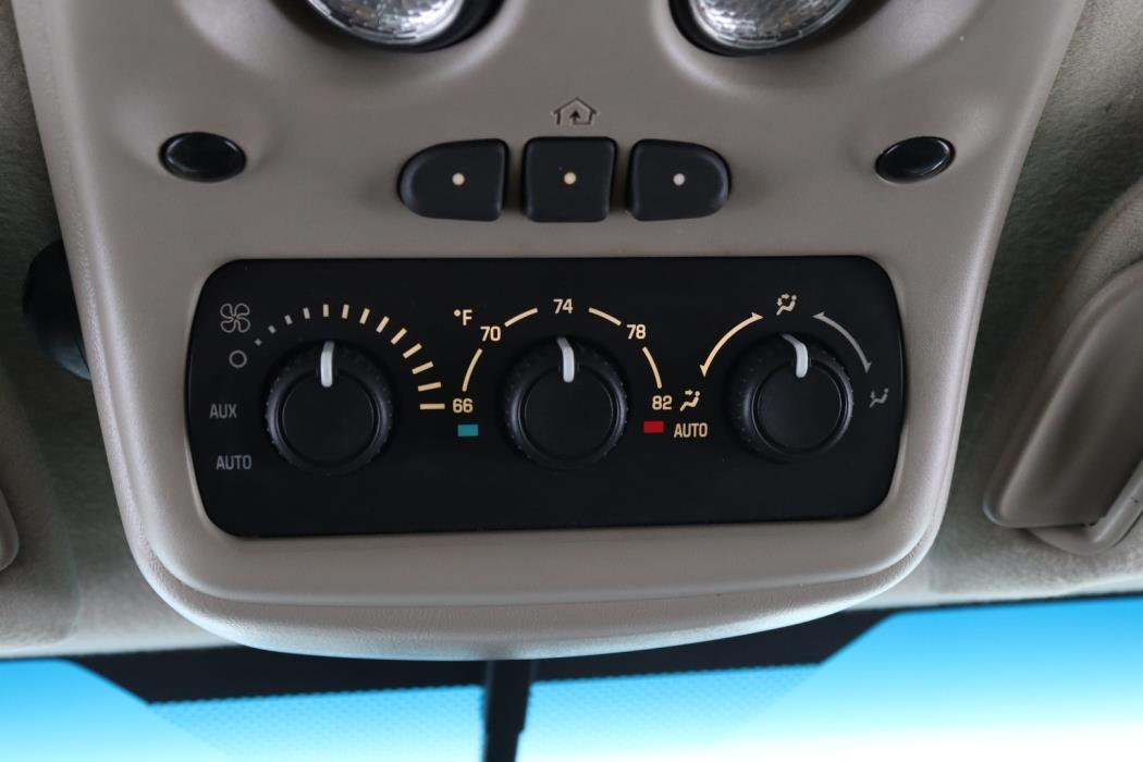 CADILLAC Escalade 2005