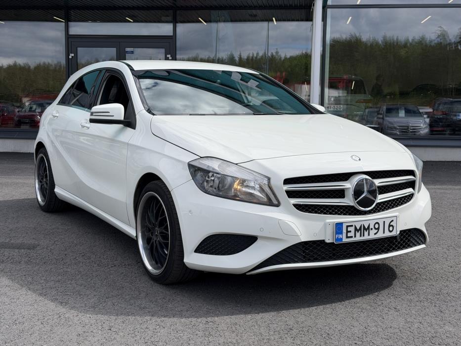 MERCEDES-BENZ A 2013