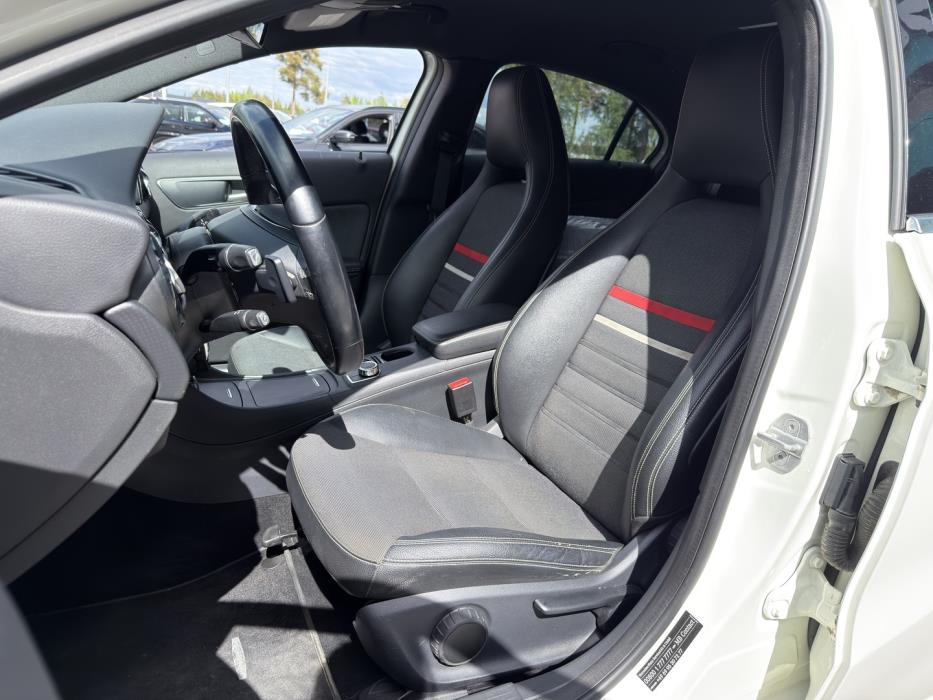 MERCEDES-BENZ A 2013
