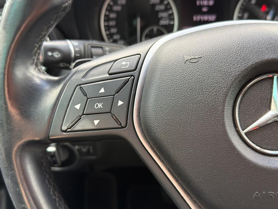 MERCEDES-BENZ A 2013