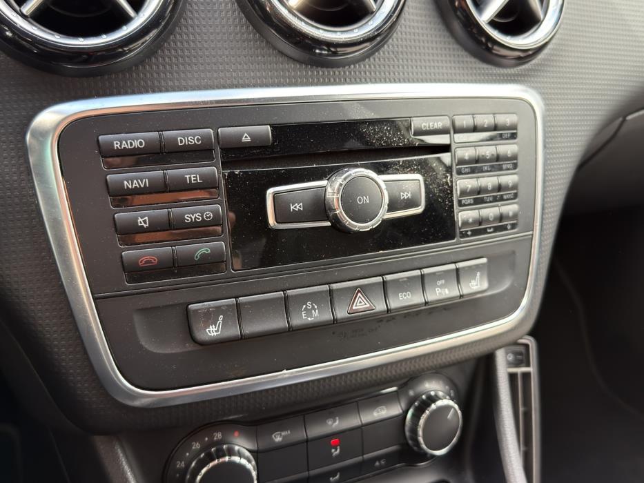 MERCEDES-BENZ A 2013