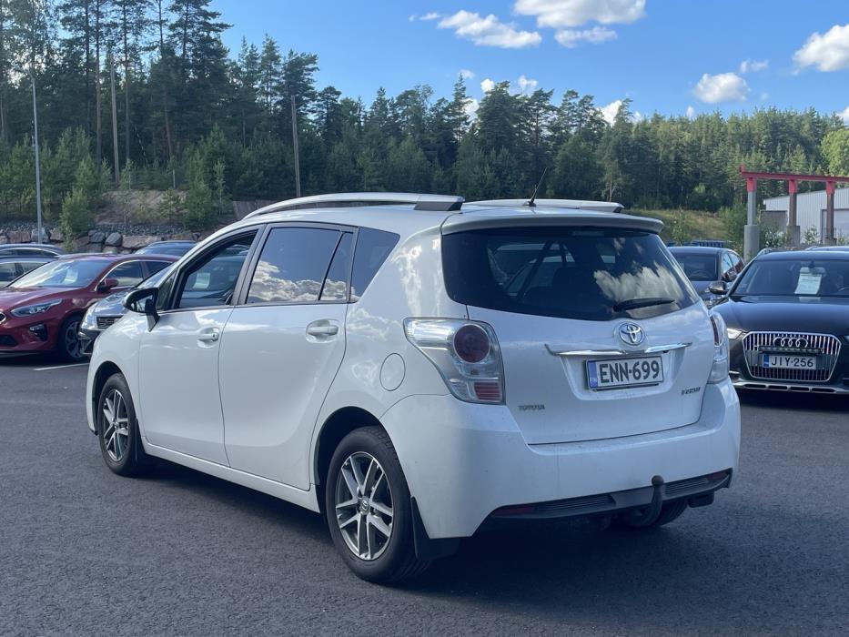 TOYOTA Verso 2015