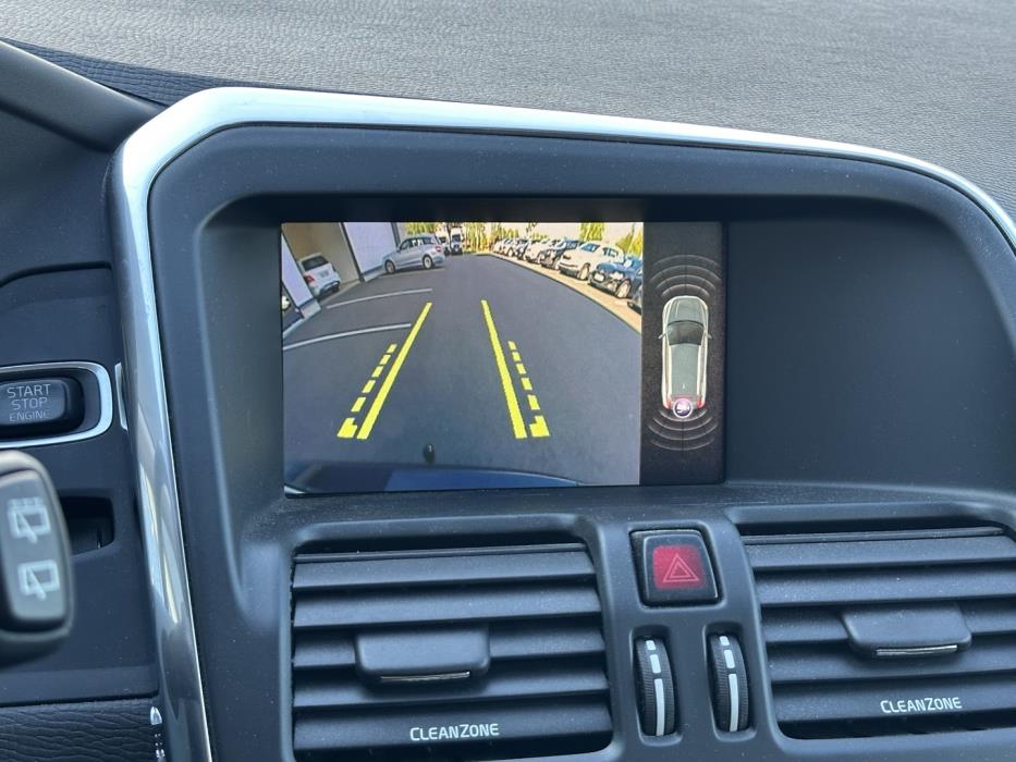VOLVO XC60 2017