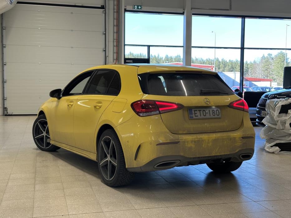 MERCEDES-BENZ A 2021