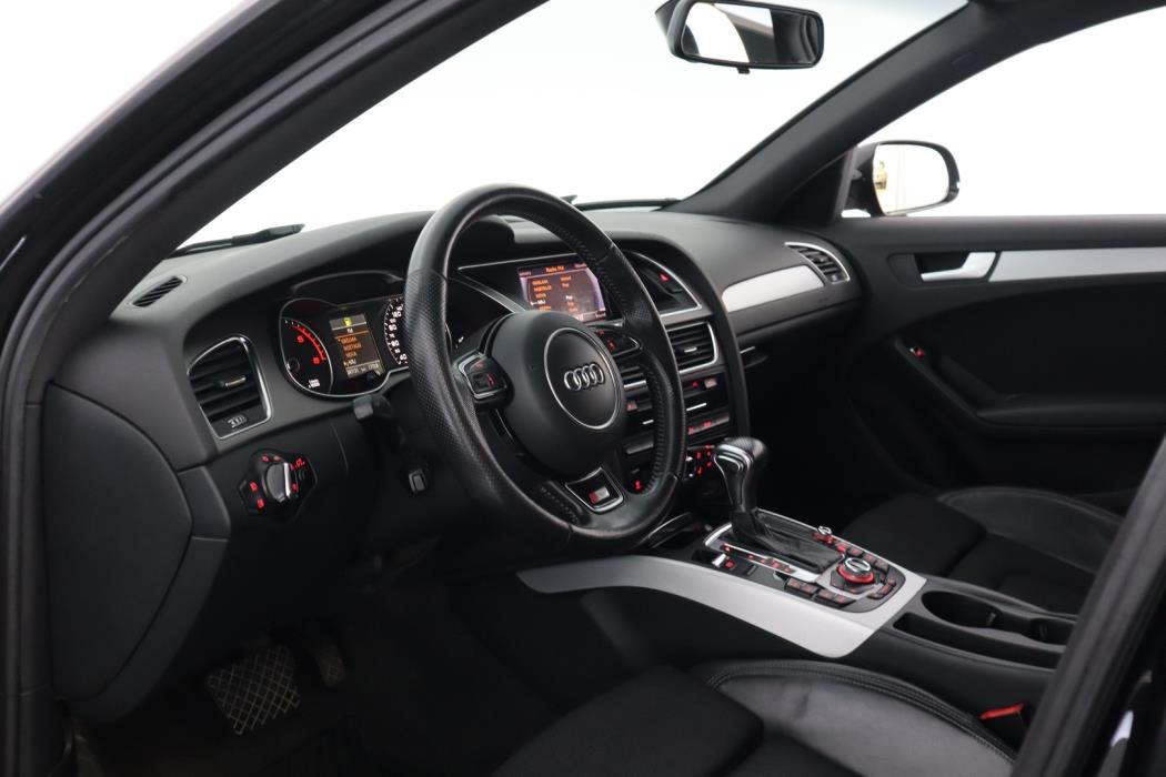 AUDI A4 2013