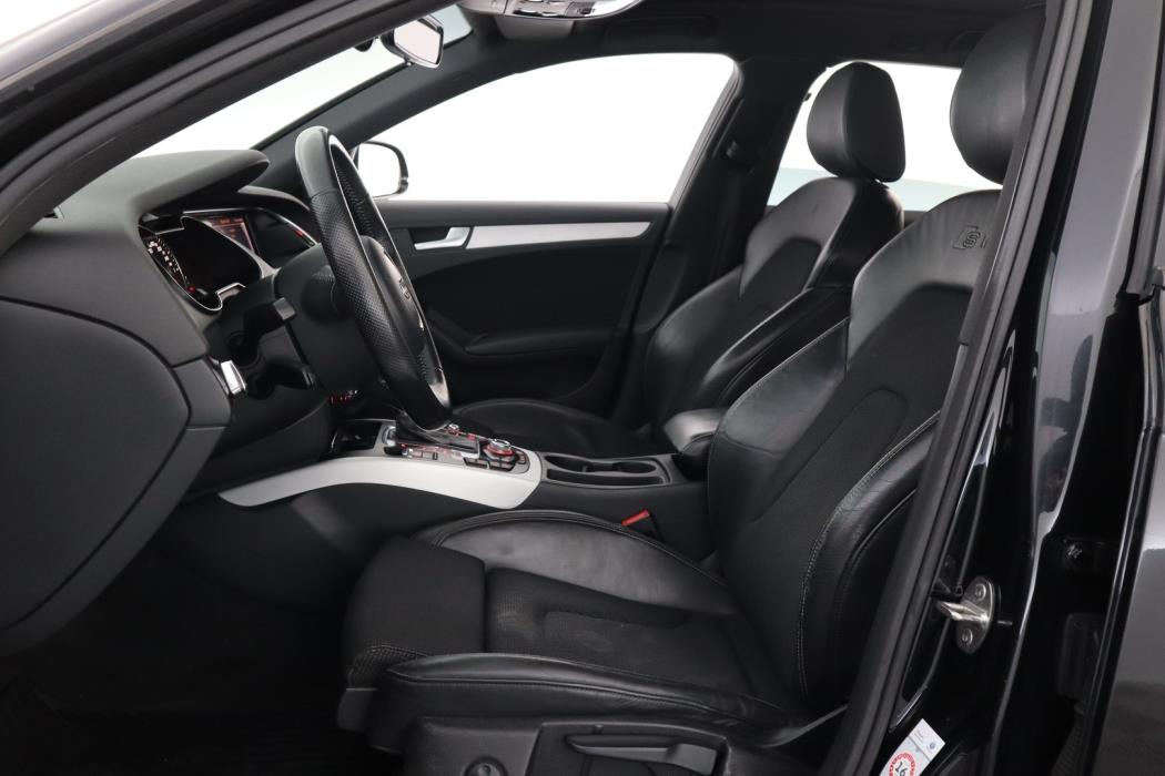 AUDI A4 2013
