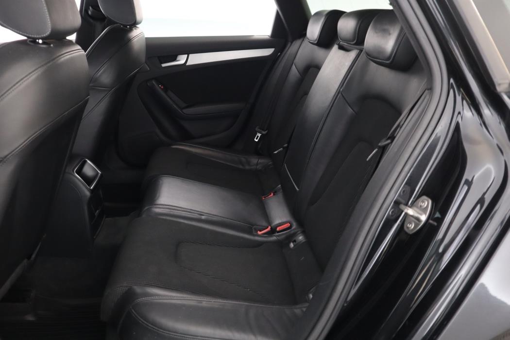 AUDI A4 2013