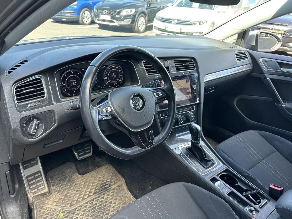 VOLKSWAGEN Golf 2018