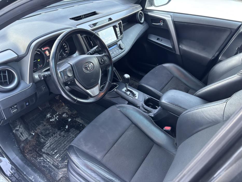 TOYOTA RAV4 2016