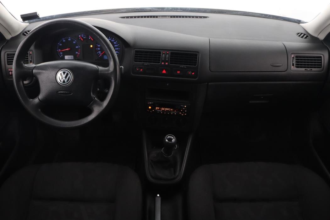 VOLKSWAGEN Bora 1999