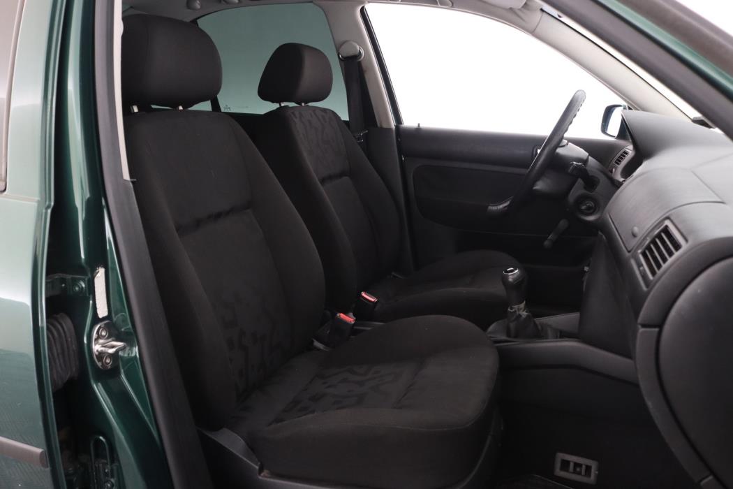 VOLKSWAGEN Bora 1999