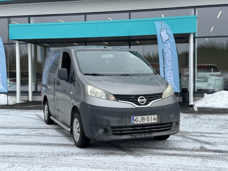 NISSAN NV200 2010
