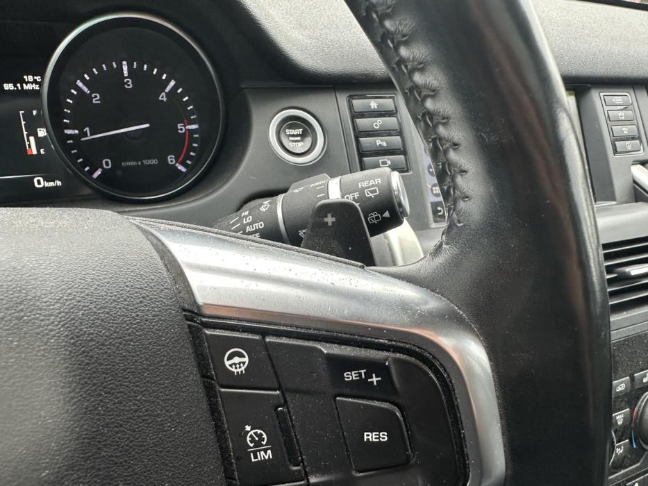 LAND ROVER Discovery Sport 2015