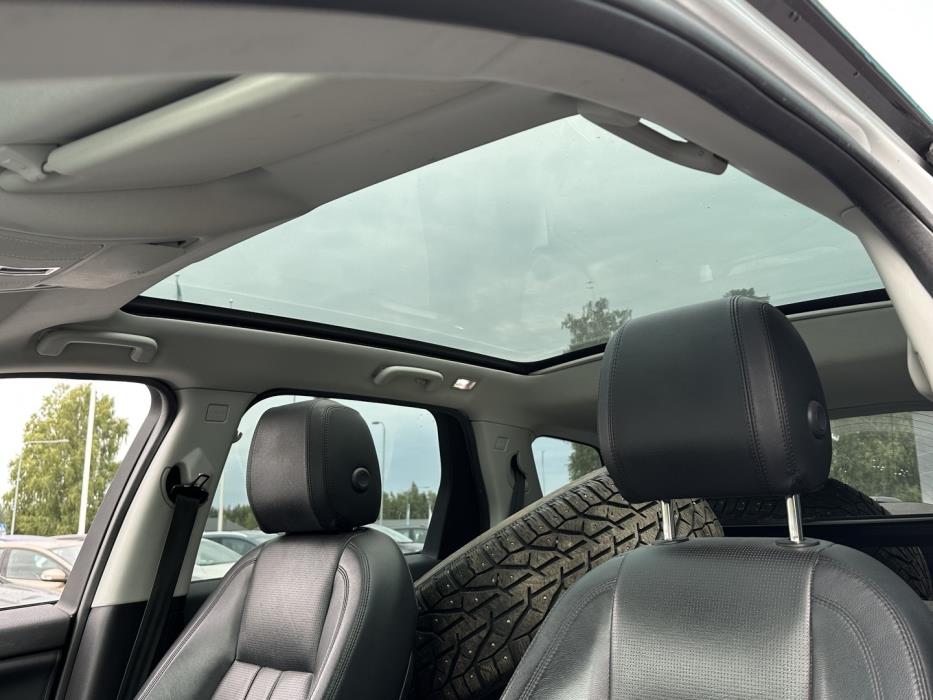 LAND ROVER Discovery Sport 2015