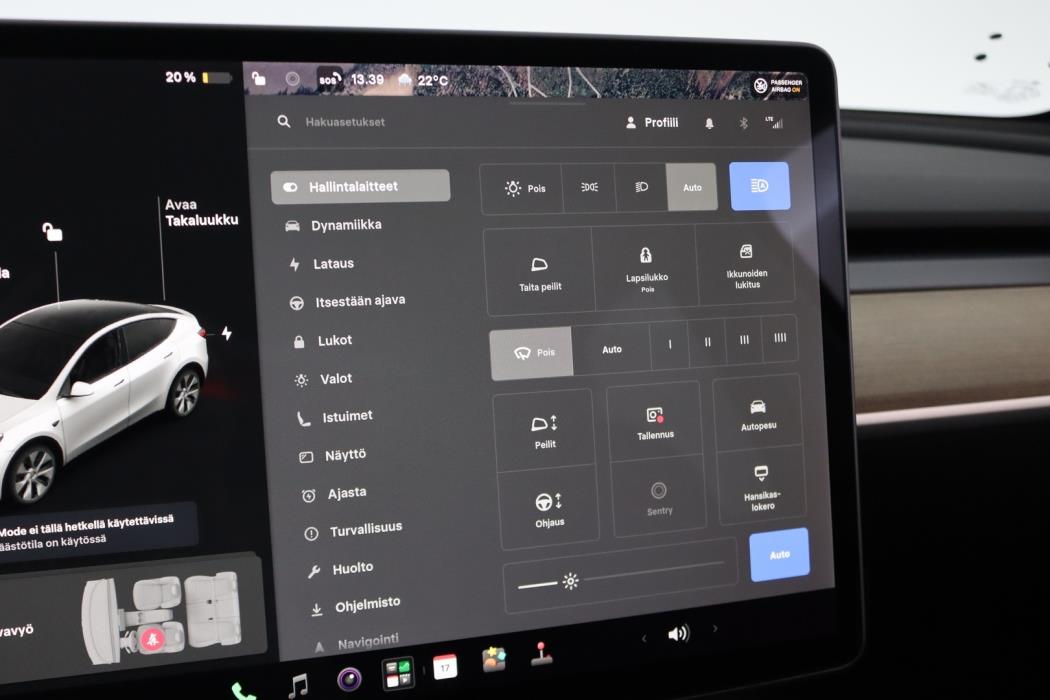 TESLA Model Y 2021
