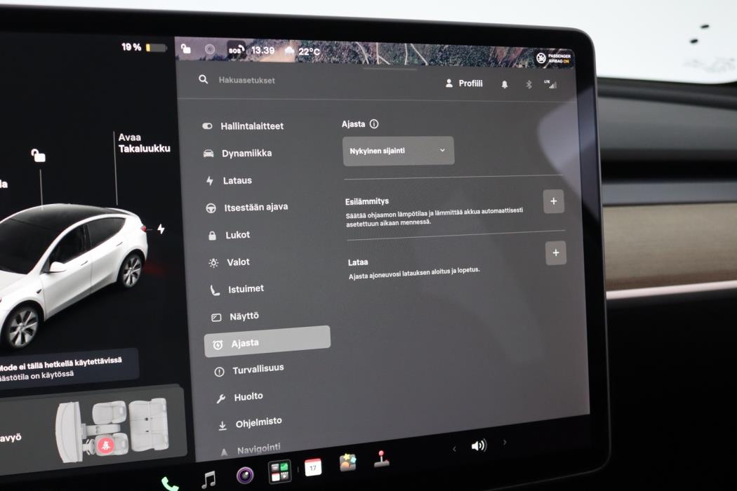 TESLA Model Y 2021