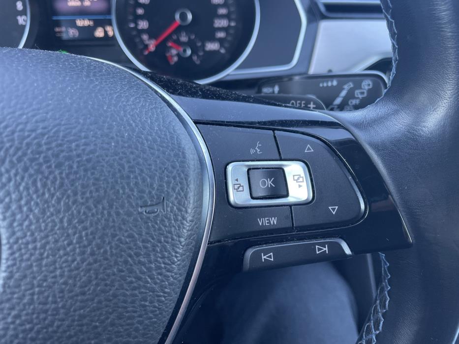 VOLKSWAGEN Passat 2019