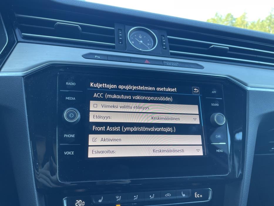 VOLKSWAGEN Passat 2019