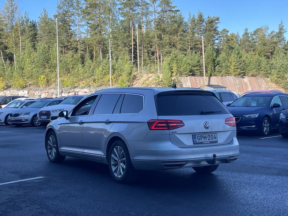 VOLKSWAGEN Passat 2019