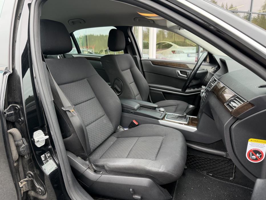 MERCEDES-BENZ E 2009