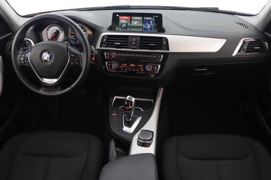 BMW 118 2018