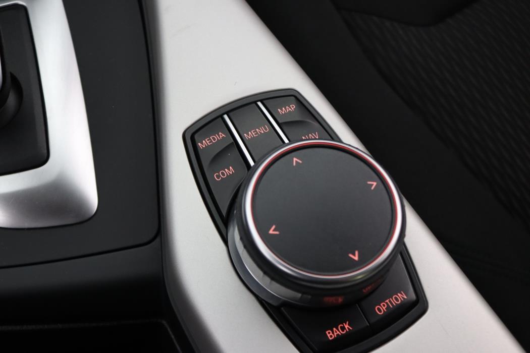BMW 118 2018