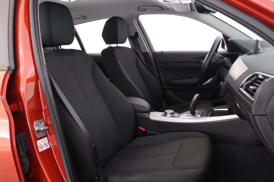 BMW 118 2018